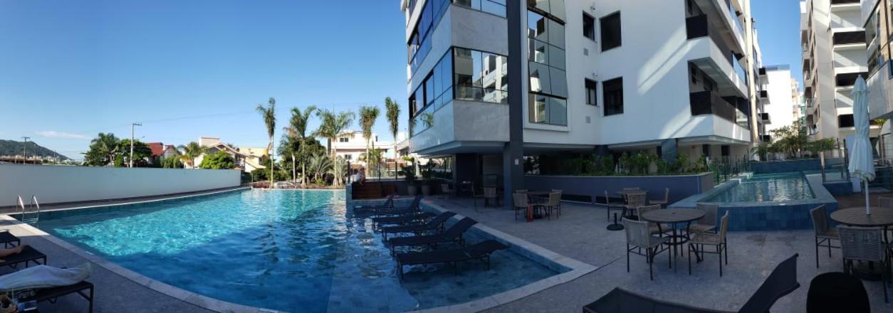 Cobertura Velejar Em Condominio Clube - Com Area De Lazer Governador Celso Ramos Ngoại thất bức ảnh