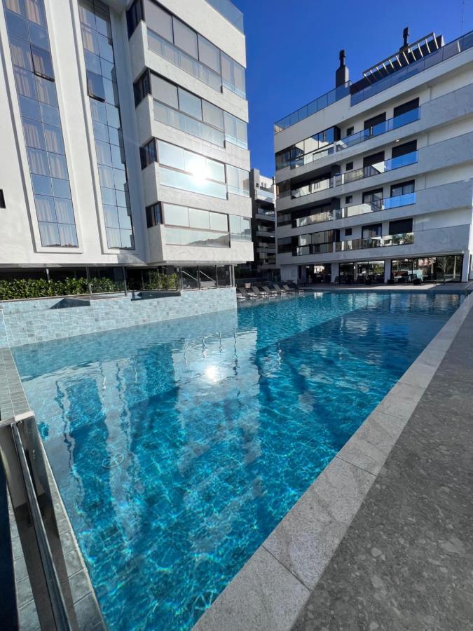 Cobertura Velejar Em Condominio Clube - Com Area De Lazer Governador Celso Ramos Ngoại thất bức ảnh